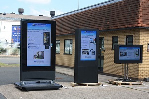 3 Kreatywne sposoby instalacji obudów LCD Digital Signage